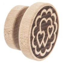 PEČIATKA DREVO NA CESTO SRDCE