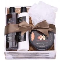 KAZETA SELECTION MAKADAMOVÝ ORECH S VANILKOU ZVLÁČŇUJÚCI KRÉM 200ML +  OLEJOVÝ SPRCHOVÝ GÉL 200ML  + TELOVÉ MLIEKO 200ML + MASÁŽNA HUBKA