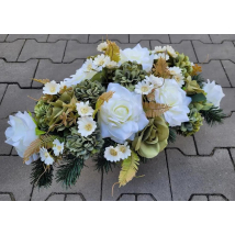 Ikebana 02 – ruža, chryzantéma (umelá kvetinová väzba)