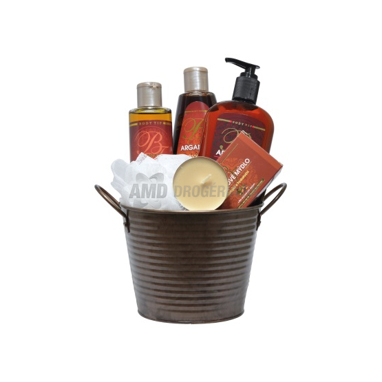 KAZETA VIVACO S ARGANOVÝM OLEJOM ŠAMPÓN NA VLASY 250ML + SPRCHOVÝ OLEJ 200ML + TELOVÝ BALZAM 300ML + PRÍRODNÉ TUHÉ MYDLO 100G + MASÁŽNA HUBKA + VONNÁ SVIEČKA  X21