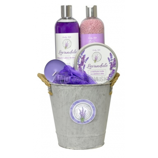 KAZETA DODY TIP S LEVANDUĽOVÝM OLEJOM PENA DO KÚPEĽA 500ML + KRÉM NA TVÁ A TELO 200ML + SOĽ DO KÚPEĽA 500G + MASÁŽNA HUBKA + VONNÁ SVIEČKA