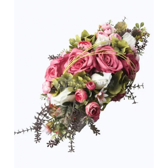 Umelá ikebana s ružami a kaméliou, ružovo-biela
