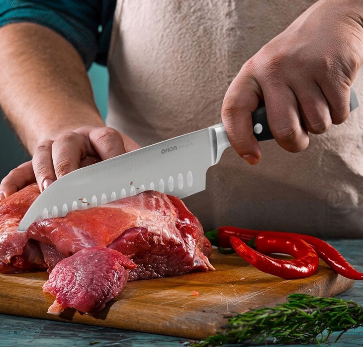 NÔŽ KUCHYNSKÝ MASTER NEREZ/UH 18,5 CM SANTOKU